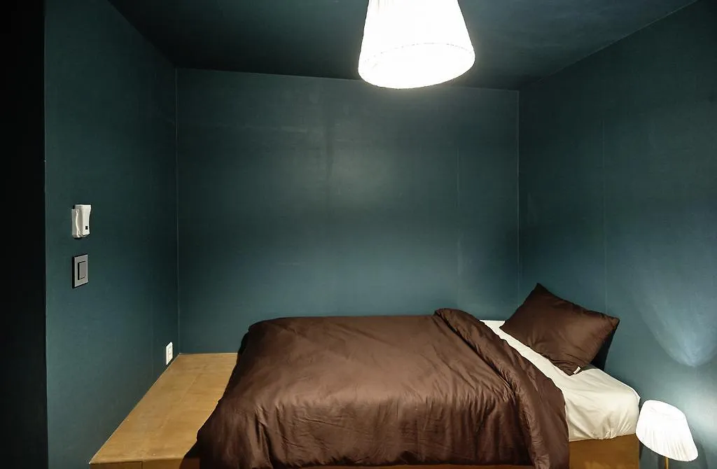 Plenty Guest House Seoul 2*,  South Korea